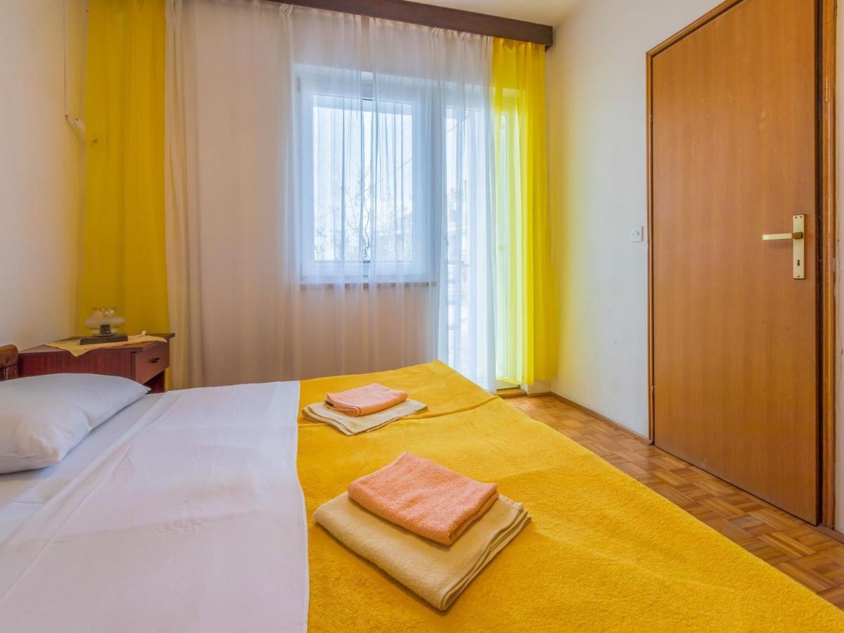 Apartments Biserka ซริกเวนิซา ภายนอก รูปภาพ