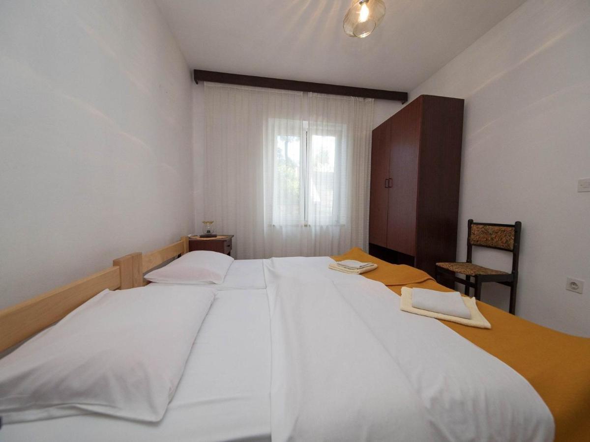 Apartments Biserka ซริกเวนิซา ภายนอก รูปภาพ