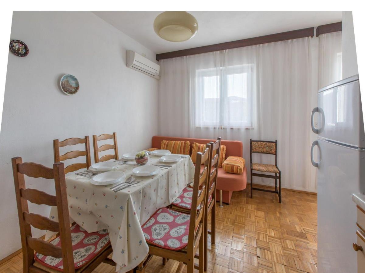 Apartments Biserka ซริกเวนิซา ภายนอก รูปภาพ