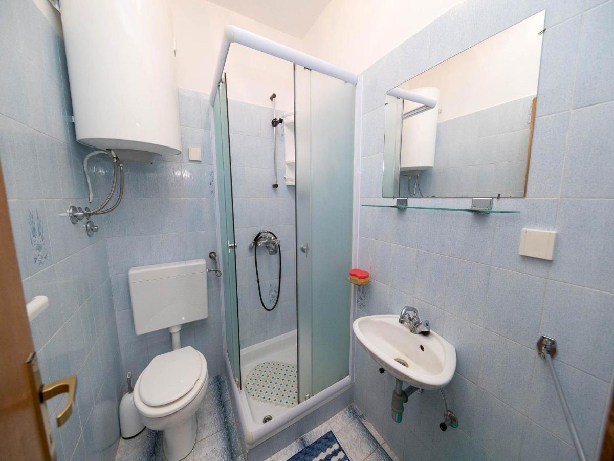 Apartments Biserka ซริกเวนิซา ภายนอก รูปภาพ