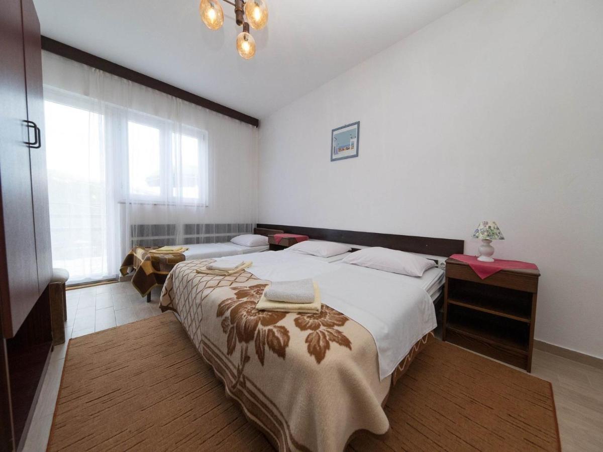 Apartments Biserka ซริกเวนิซา ภายนอก รูปภาพ